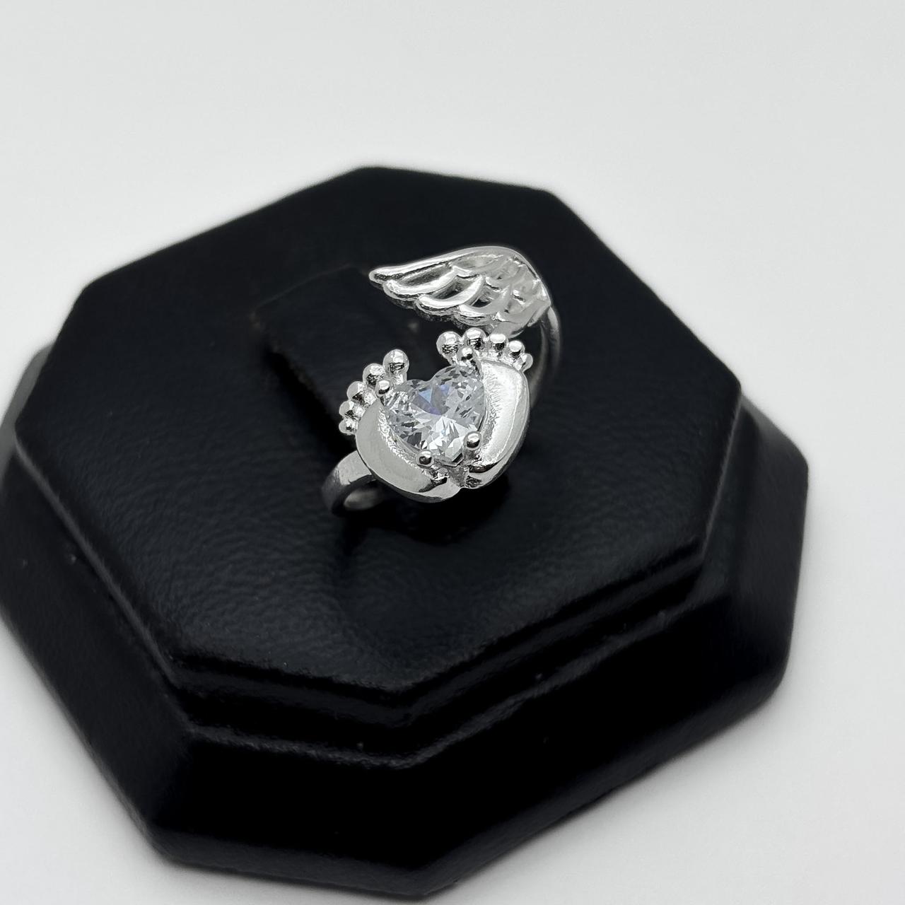 #AD488 - Anillo De Piecitos y Alas De Plata .925 - A11/2.3