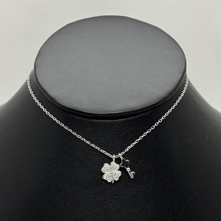 #G281 - Gargantilla De Corazón Con Llave/Trebol Con Llave Plata .925 - C46/2.9