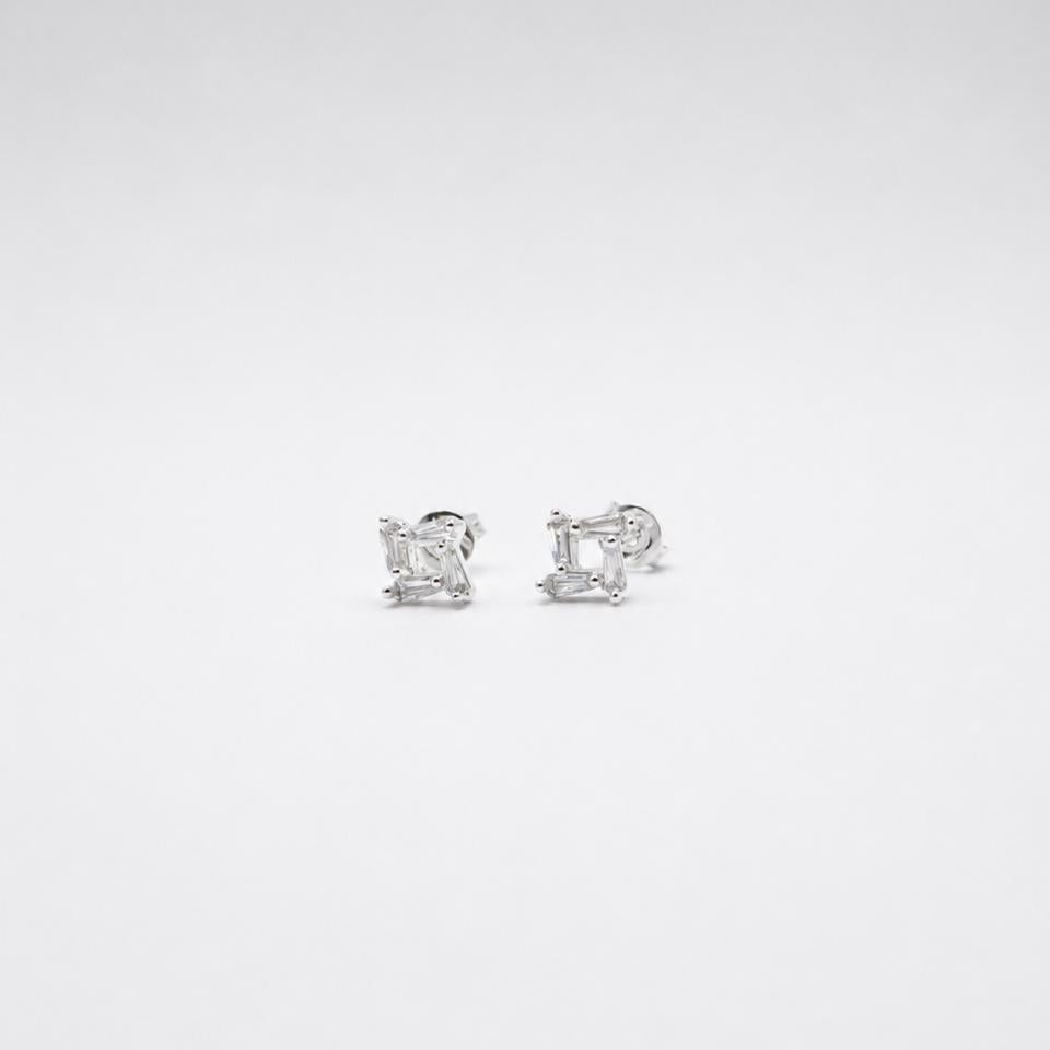 #BR376 - Broquel Con Circonia Y Plata .925 - F60/
