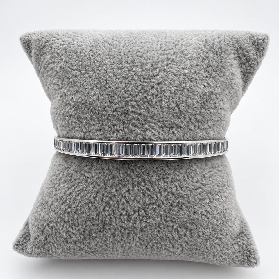 #AO124 - Pulsera Rígida Con Piedra Baguette De Plata .925 - C30/13.0