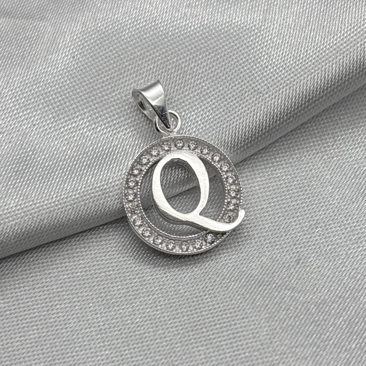 #D495 - Dije Circular De Letra Con Zirconia Plata - A09/2.2