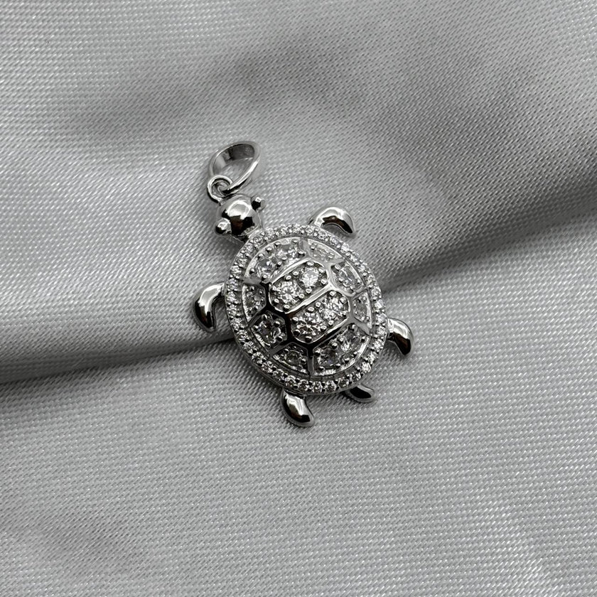 #D554 - Dije Tortuga Con Zirconias Baño De Rodio Plata - MI3.4