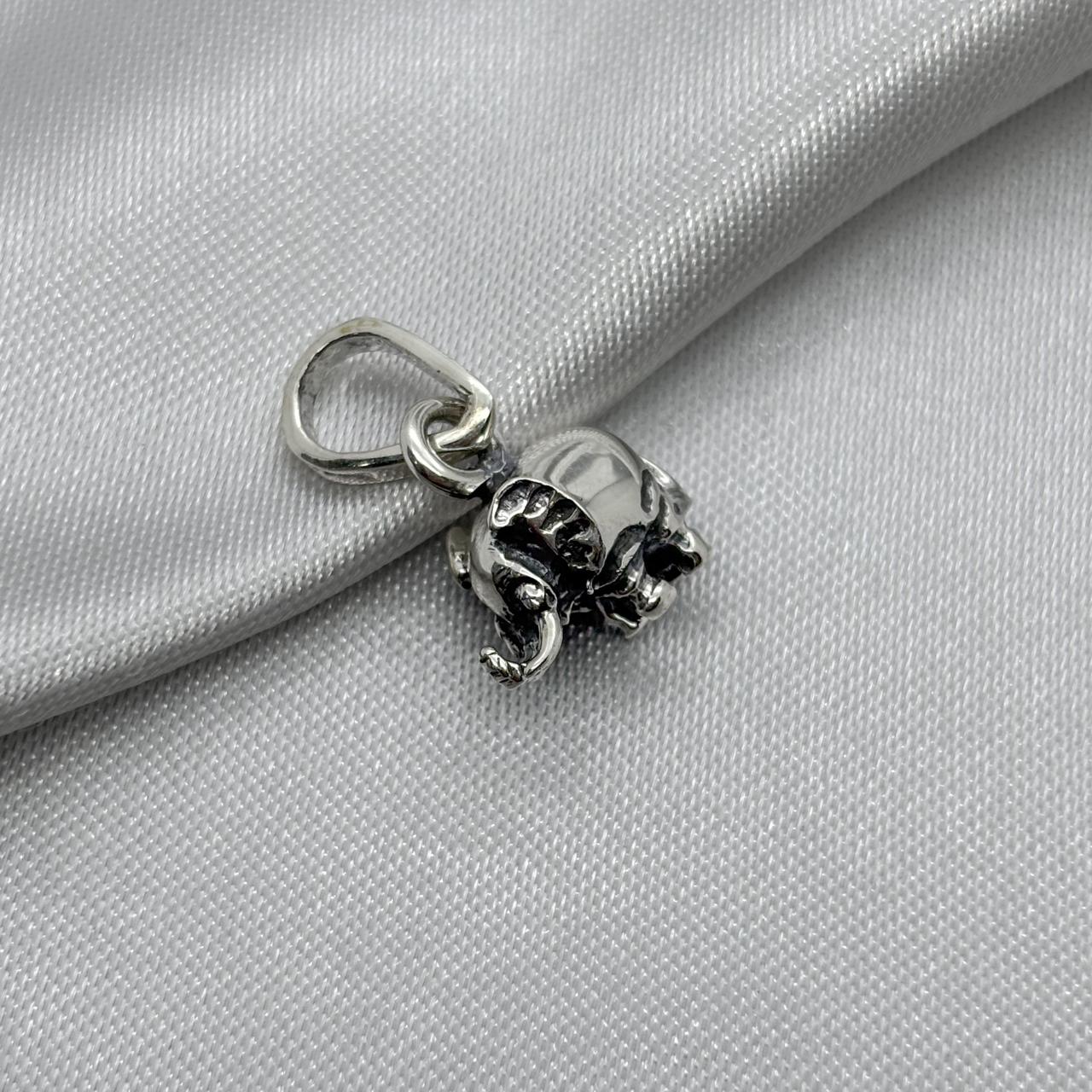 #D270 - Dije Elefante Plata Pavonada - A13/3.5