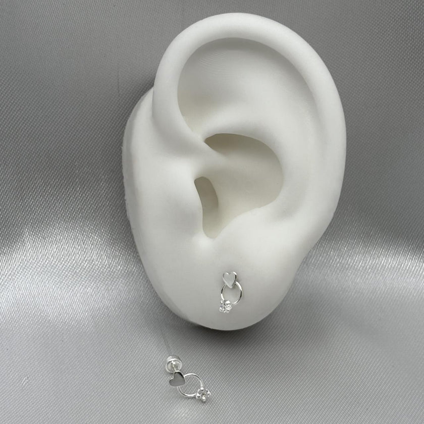 #BR292 - Broquel Corazón Mini Con Piedra Zirconia Plata - F42/