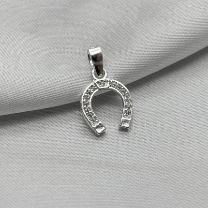 #D650 - Dije Herradura Con Zirconia Plata - B12/1.0