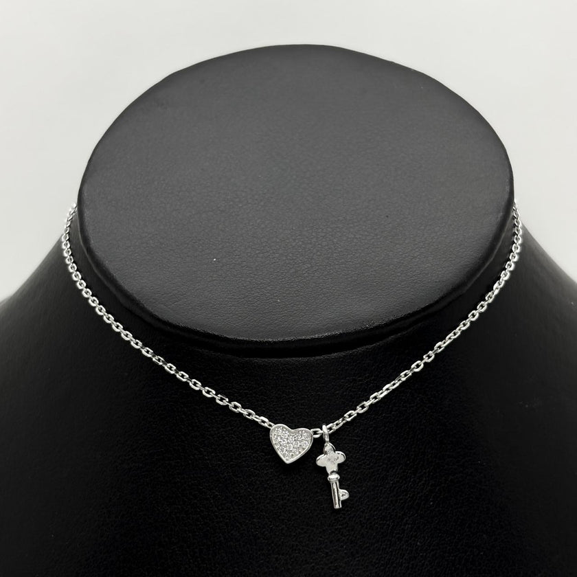 #G281 - Gargantilla De Corazón Con Llave/Trebol Con Llave Plata .925 - C46/2.9