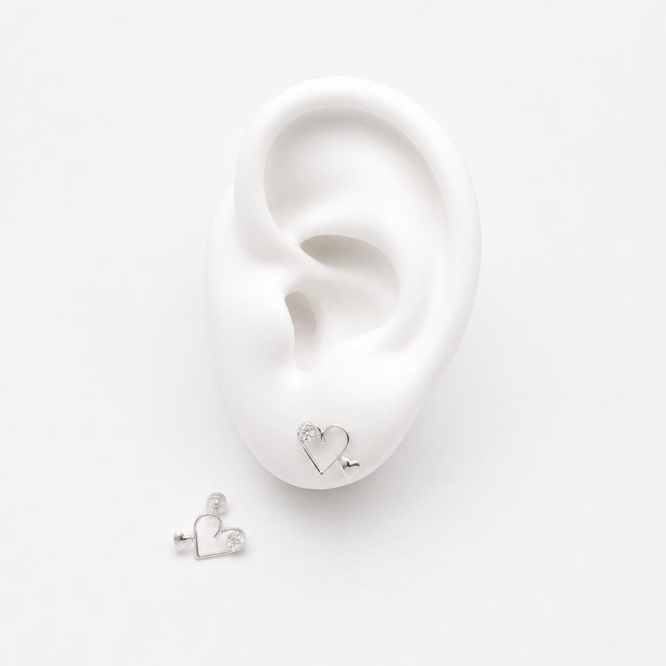 #BR384 - Broquel 2 Corazones Con Zirconia De Plata .925 - F39/