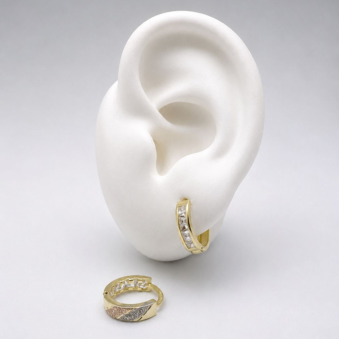 #H10111 - Huggies De 2 Oros y Zirconia De Oro 10k - J02/1.3