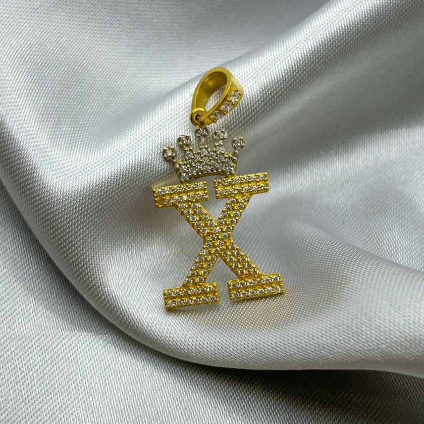 #HE163 - Dije Letras De Oro 10k - H04/3.5