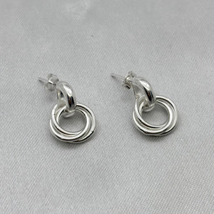 #AR233 - Arete Triple Aro Plata - B12/4.9