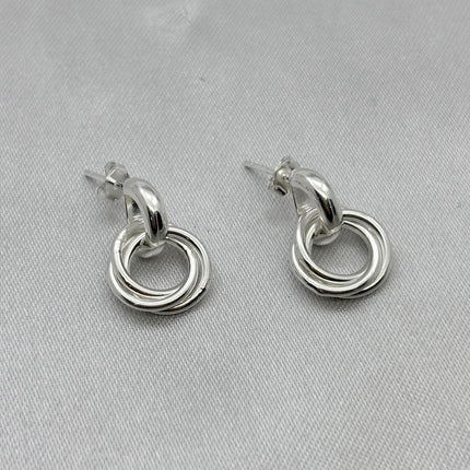 #AR233 - Arete Triple Aro Plata - B12/4.9