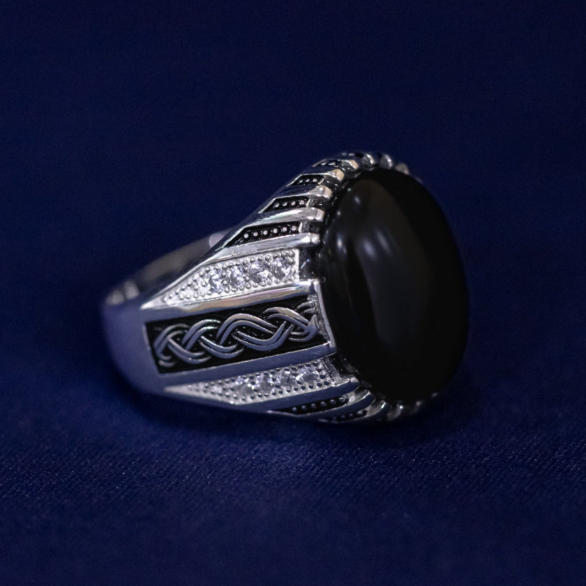 #AC103 - Anillo De Caballero De Plata - IP7.7