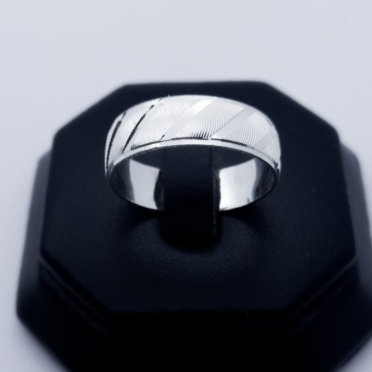 #AG112 - Argolla Diamantada - 6 mm - ZC2.6