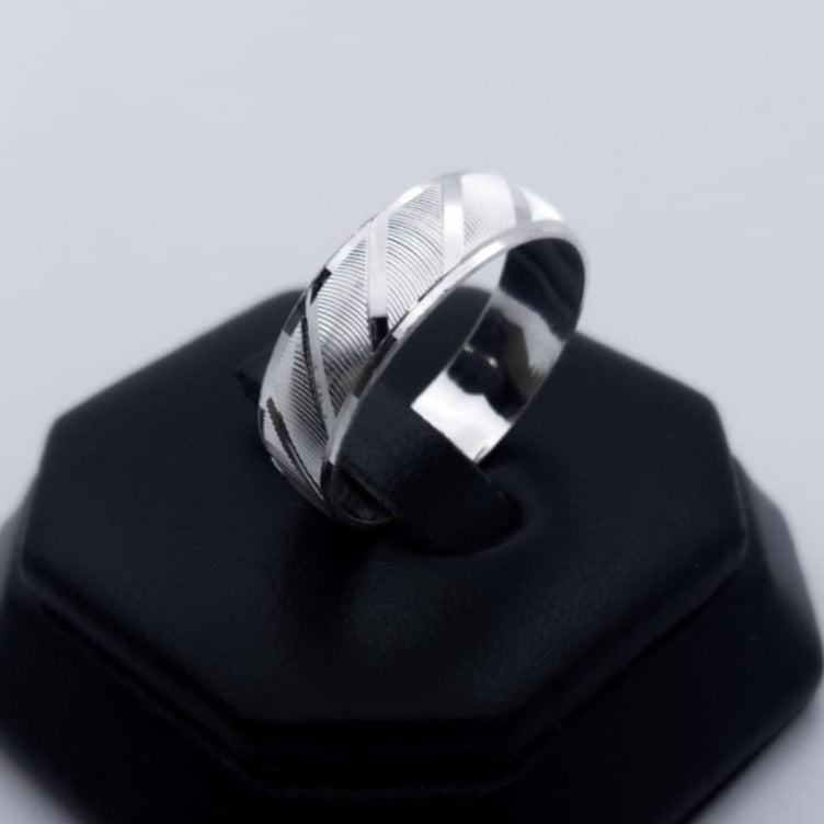 #AG112 - Argolla Diamantada - 6 mm - ZC2.6