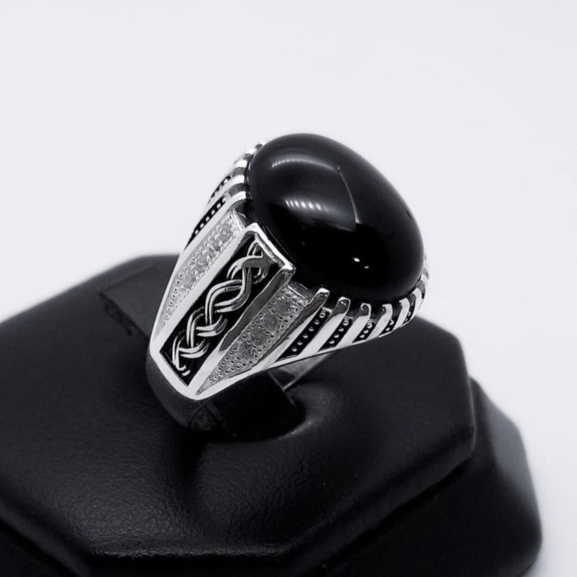 #AC103 - Anillo De Caballero De Plata - IP7.7